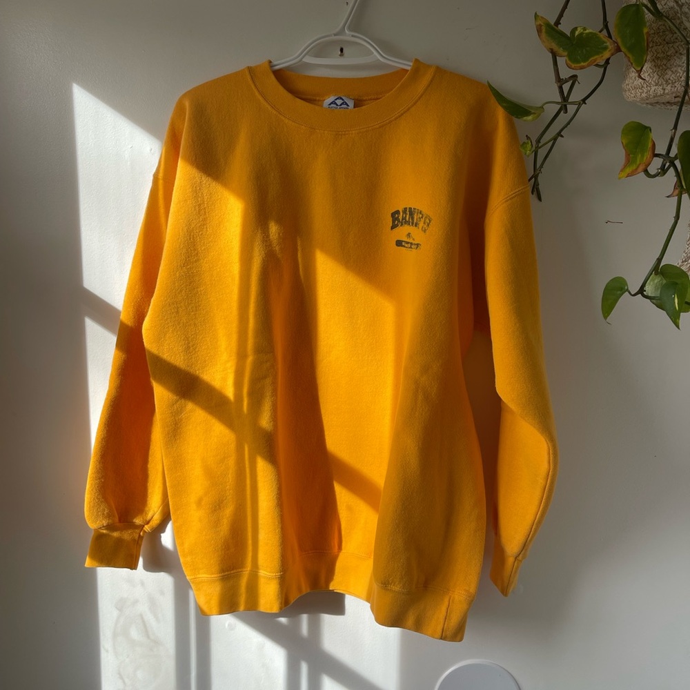 Vintage 90’s Banff sweater